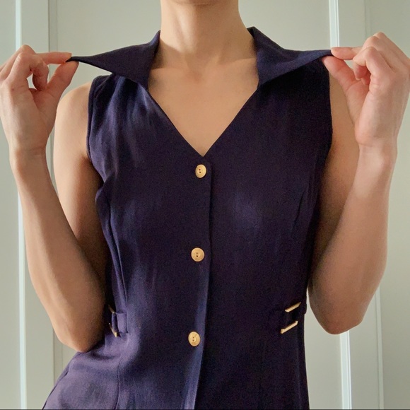 Vintage Moda Int’l collared top with gold details 🏆 - Picture 2 of 15